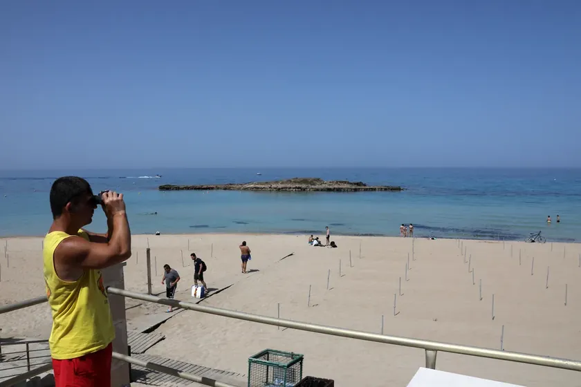 Sırbistan'ın Lefkoşa Büyükelçiliği, Kıbrıs'a zorunlu olmayan seyahatlerden kaçınılması uyarısı yaptı