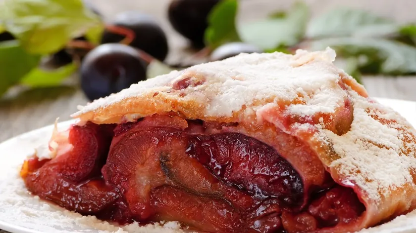 Pita, knedle, pekmez, slatko, pa čak i GULAŞ OD ŠLJIVA! Recepte Kate Ilić iz sela Lopatanj kod Osečine svi traže - ovo je OSAM NAJBOLJIH