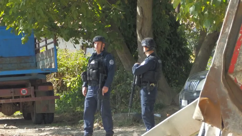 Priştine'deki Yüksek Mahkeme, Zubin Potok çevresinden dokuz Sırp'ın tutukluluğunu iki ay daha uzattı