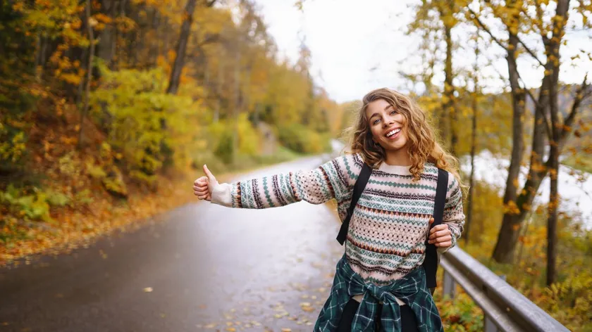 Sırbistan'daki otostopçuların benzersiz hikayeleri komik ve trajik anları barındırıyor