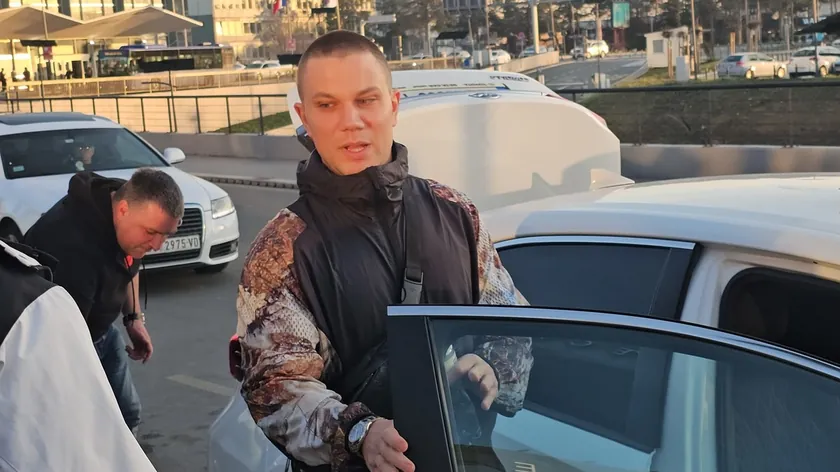 Sırbistan'da Şarkıcı Relja Popović PZE 2026 Jüri Üyeliği Teklifini Reddetti