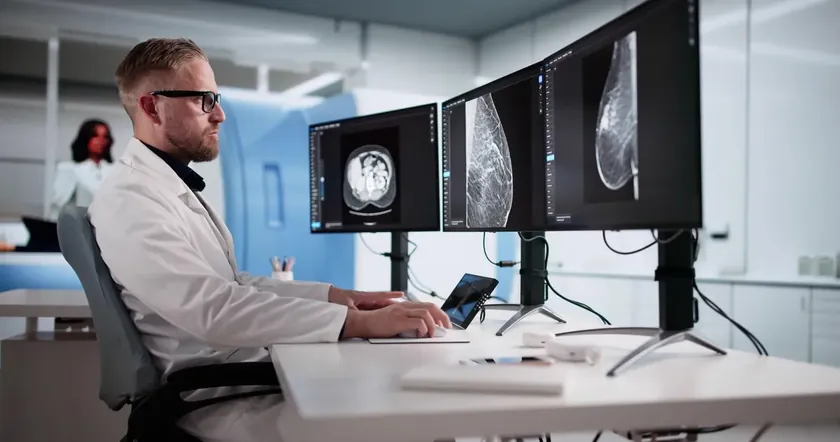 Onkolog 50 yaş üstü kişilere kritik kanser taramalarını yaptırmalarını bildirdi.