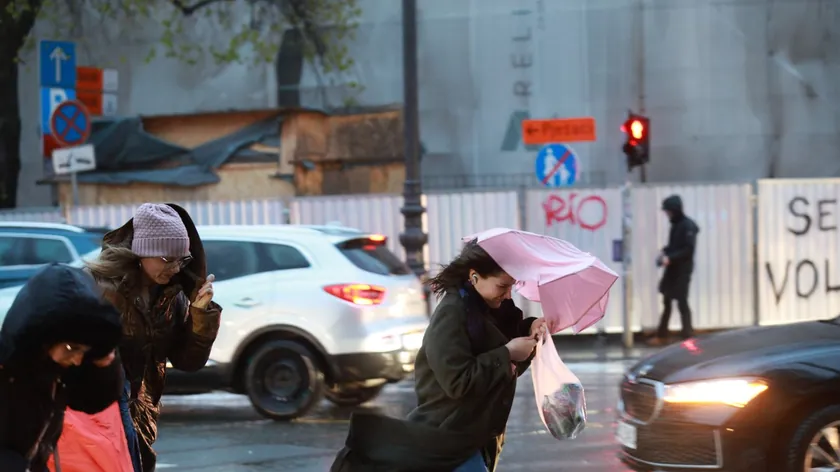 Hırvatistan'da kuvvetli fırtına bekleniyor, bazı bölgelerde kırmızı alarm verildi