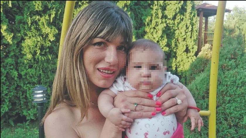 Sırbistan'da Anne Metadonla Öldürdüğü Bebeğini Terasta Çöpe Atarak Sakladı