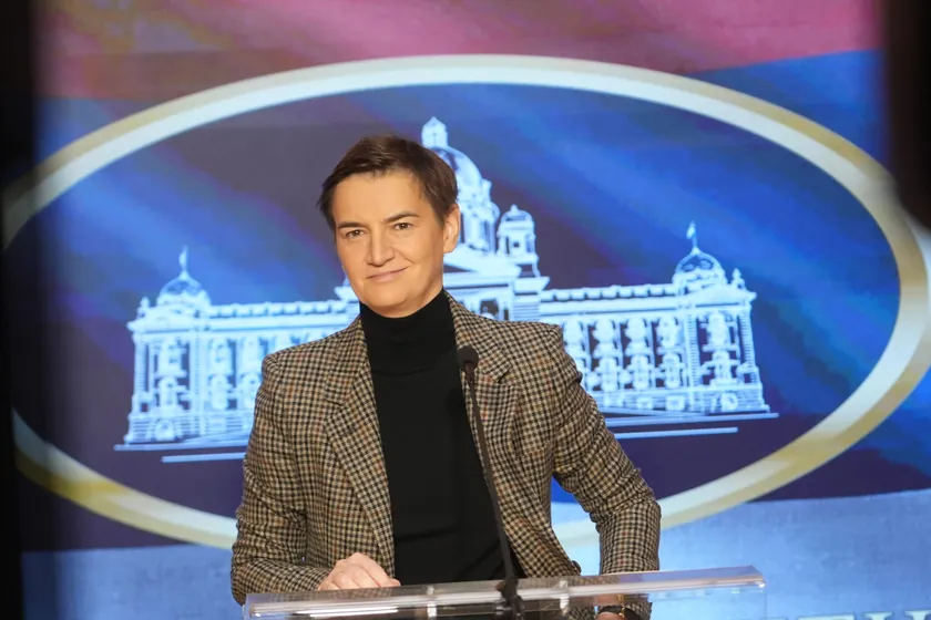 Ana Brnabić Estonya'da olduğunu belirterek Avrupa Parlamentosu'na bilgi vermeyeceğini duyurdu