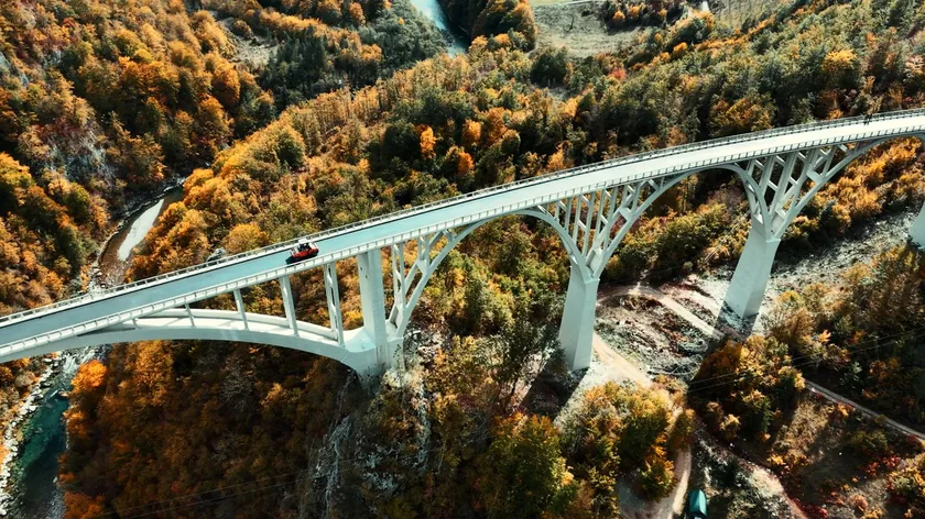 Đurđevića Tara Köprüsü yarın trafiğe açılıyor