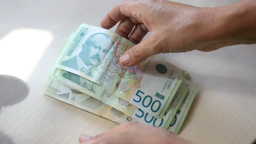 Sırbistan Ulusal Bankası Yarınki Dinar Euro Kurunu 117.3737 Olarak Açıkladı