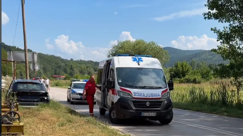 Niş yakınlarında meydana gelen trafik kazasında bir kişi hayatını kaybetti.