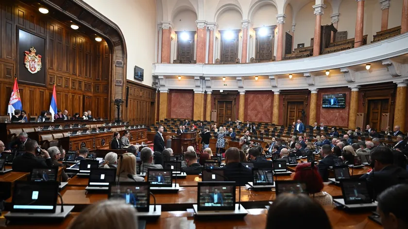 Sırbistan Parlamentosu Bahar Oturumu İkinci Toplantısı Başladı Gündemde 40 Madde Var