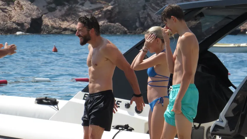 Sırp oyuncusu Peđa Damnjanović ailesiyle Karadağ'da tatilde.