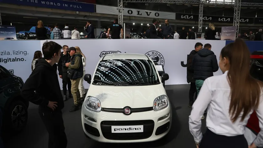 Sırbistan Otomobil Fuarı'nda En Uygun Fiyatlı Araç Fiat Pandina Oldu