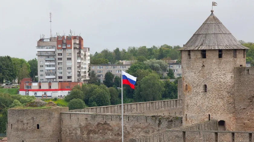 Estonya'nın Narva kentinde Rusya'nın Ukrayna öncesi taktiği endişe yaratıyor NATO için kritik uyarı