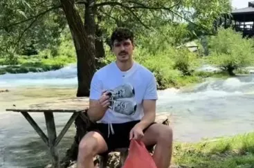 Nemaçki bir influenser patiklerini bağışladıktan sonra Bosna-Hersek'te ikinci el mağazada buldu