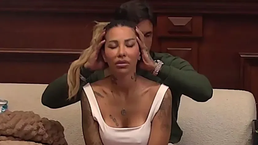 Aneli veza Filipe Đukić ile yakınlaştı.