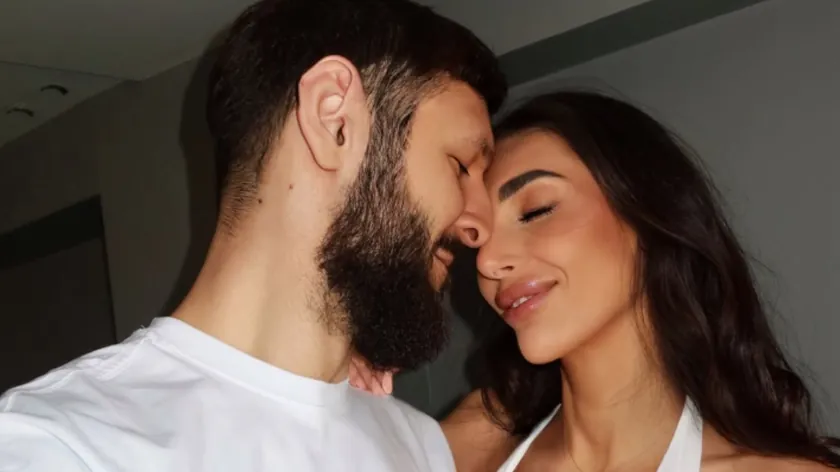 Sırp eski basketbol oyuncusu Uroš Plavšić'in tutuklanması üzerine eşi Jovana Tomić sosyal medyada açıklama yaptı.