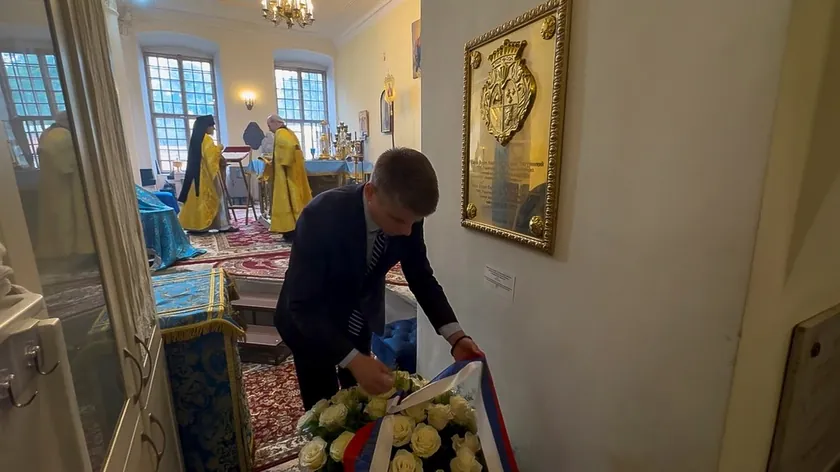 Sırbistan Hükümeti Temsilcisi Gujon, Rus Diplomat Sava Vladislaviç'i Sankt Peterburg'da Andı