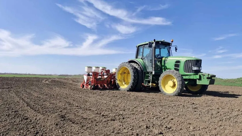 Sırbistan'da Şeker Pancarı Ekim Sezonu Başlıyor Sunoko Çiftçilere Destek Sağladı