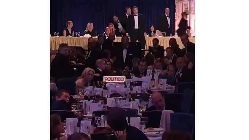 Washington'daki Gala Yemeğinde Trump'ı Silahlı Saldırıdan Gizemli Ajan Kurtardı