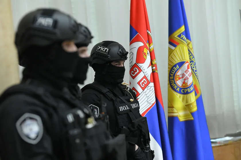 Hapisteki yolsuzluk nedeniyle bütçeyi 16 milyon dinar zarara uğrattı