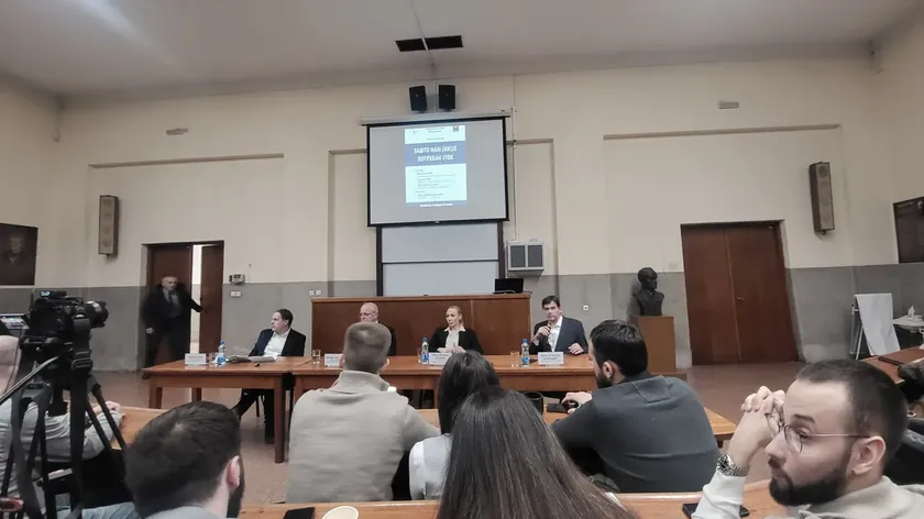 Sırbistan'daki Seminerde Tuğca Nenadić, Medya Eleştirisinde Bulundu