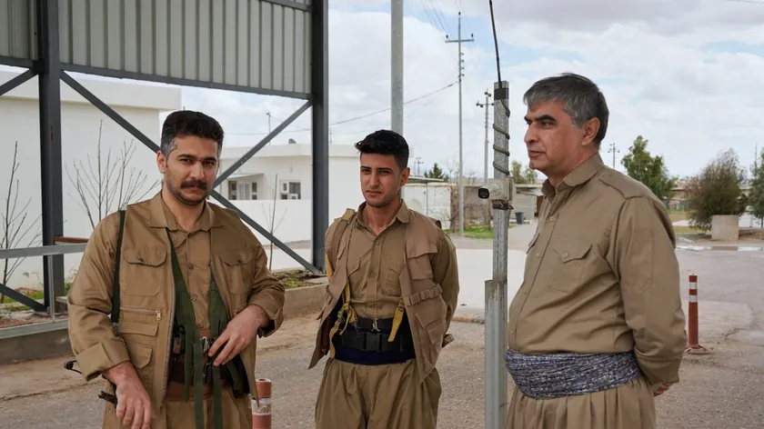 Trump’tan İşaret Bekliyorlar: Kürt Grupların İran Sınırında 'Büyük Harekat' Planı!