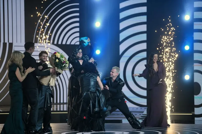 Sırbistan Eurovision Şarkı Yarışması Ulusal Seçimini Lavina Grubu Büyük Farkla Kazandı