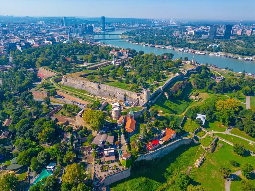 Belgrad'da Alfred Hitchcock'u Etkileyen Gizemli Mekan Ziyareti Kaydedildi