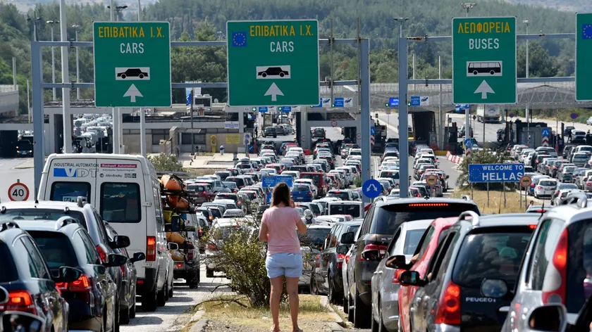 Yeni Avrupa Birliği sınır denetim sistemi neredeyse üç kat daha uzun bekleme süresine yol açıyor.