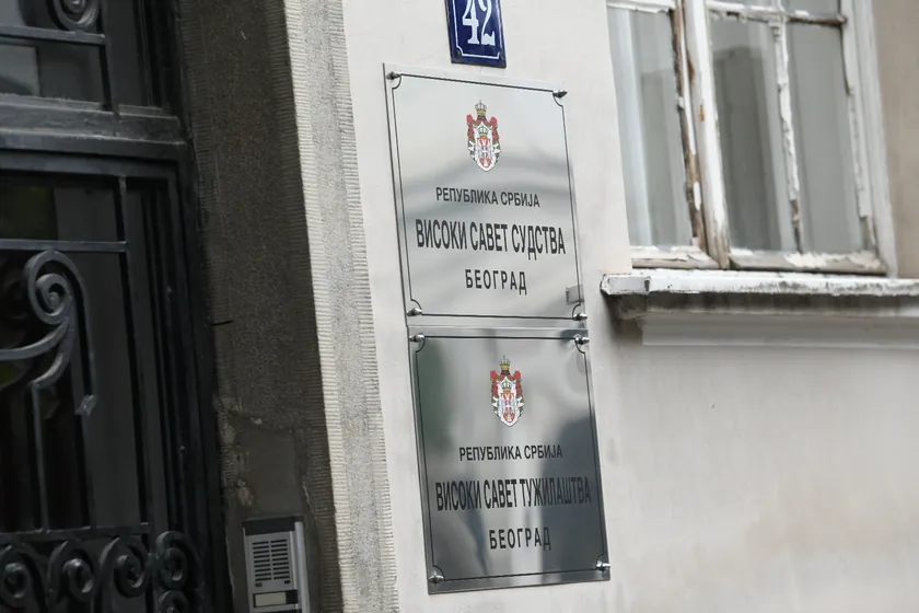 Visoki Savet Tužilaštva dört yerdeki tužilağı seçimlerini iptal etti