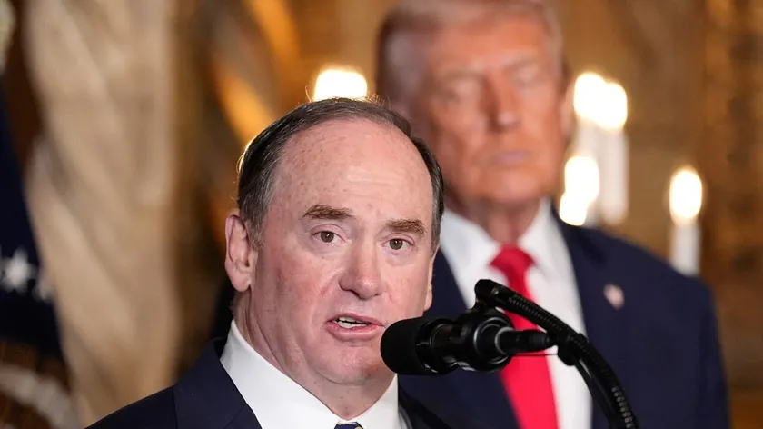 ABD Donanma Bakanı John Phelan Trump Yönetimindeki Görevinden Ayrıldı Pentagon Bildirdi