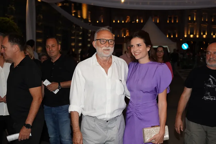 Sırp oyuncu Lazar Ristovski uzun süredir partneri Anica Lazic ile evlendi.