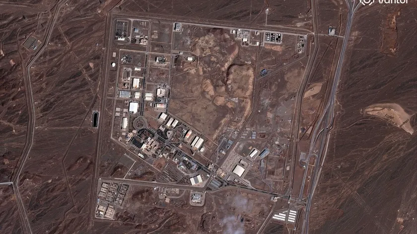 İran'daki Natanz nükleer kompleksi tekrar saldırıya uğradı, yetkililer tehlike olmadığını bildirdi