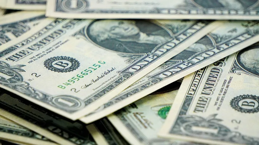 Dolar geçen hafta Nisan ayından beri en büyük haftalık düşüşü yaşadı Yen aniden güçlendi.