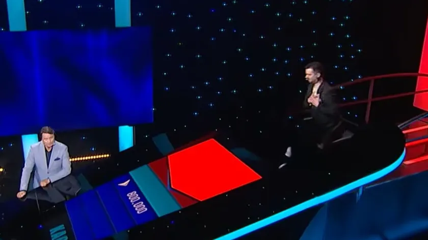 Sırbistan'da 'Potera' Yarışmasında Avcı Şaka Yaptı: Stüdyoda Düşme Anları Yaşandı