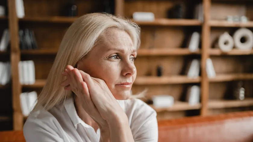 Menopauza bir son değil: Belirtiler, riskler ve tedavi hakkında bilinmesi gerekenler
