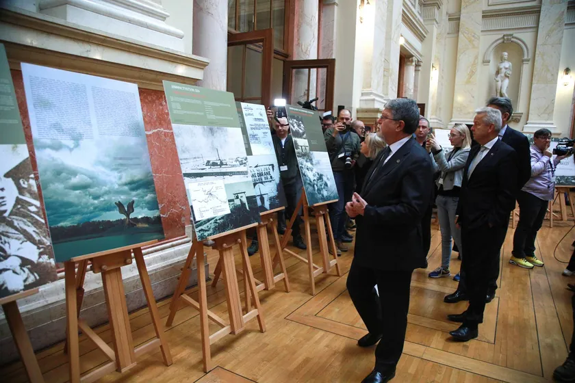 Avrupa Parlamentosu Misyonu Belgrad'da: Muhalefet, Hükümetten Bireylere Yaptırım ve Finansal Soruşturma Talep Ediyor