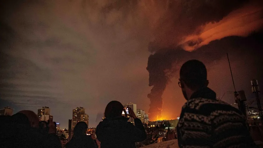 İran'da Düşürülen ABD Pilotları İçin Ödül İlan Edildi, Gerilim Artıyor