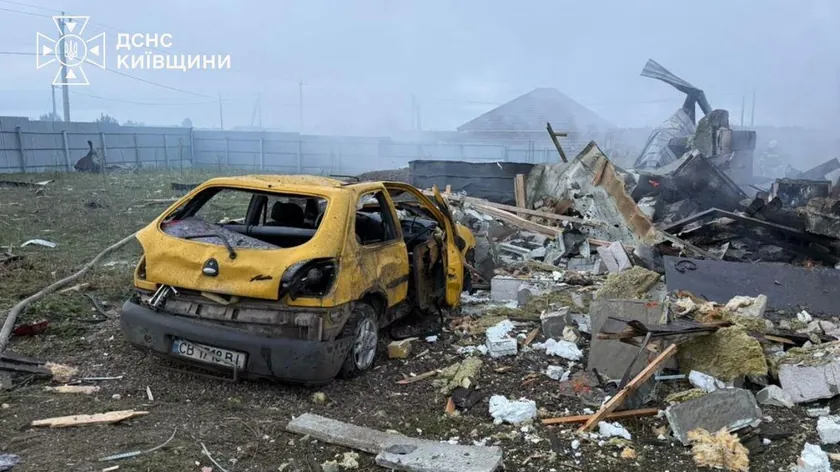 Rusya'nın Ukrayna'daki sivil hedeflere yönelik saldırıları sonucu birçok bölge zarar gördü ve ölüler oldu.