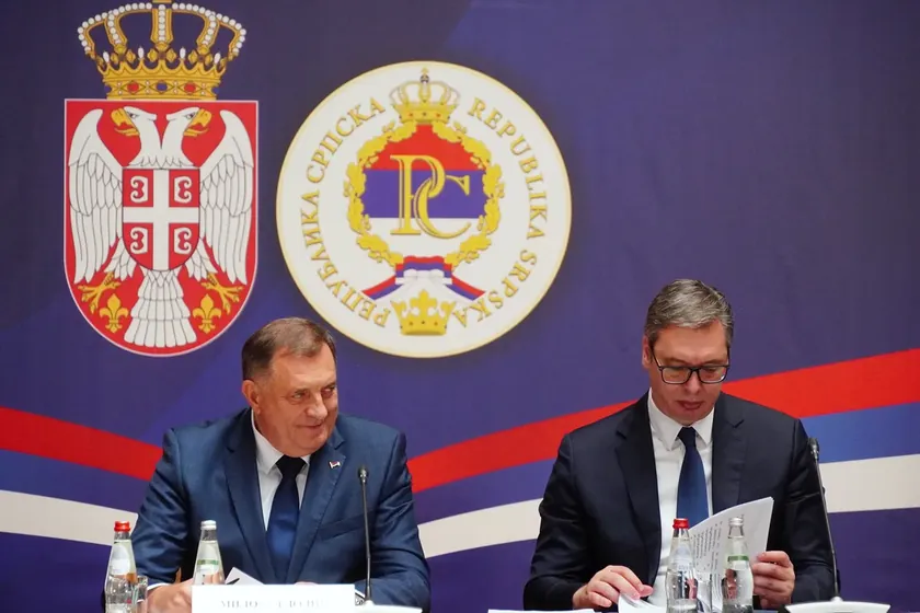 Vučić, Dodik ile bölgesel meseleleri görüştü"
