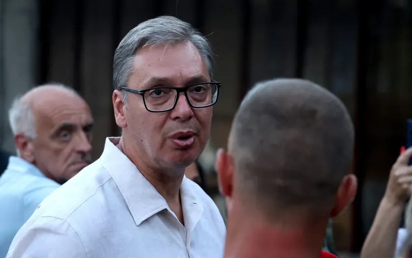 Sırbistan Cumhurbaşkanı Aleksandar Vučić, Leskovca'daki bir toplantıda yerel yetkililere sert eleştirilerde bulundu.