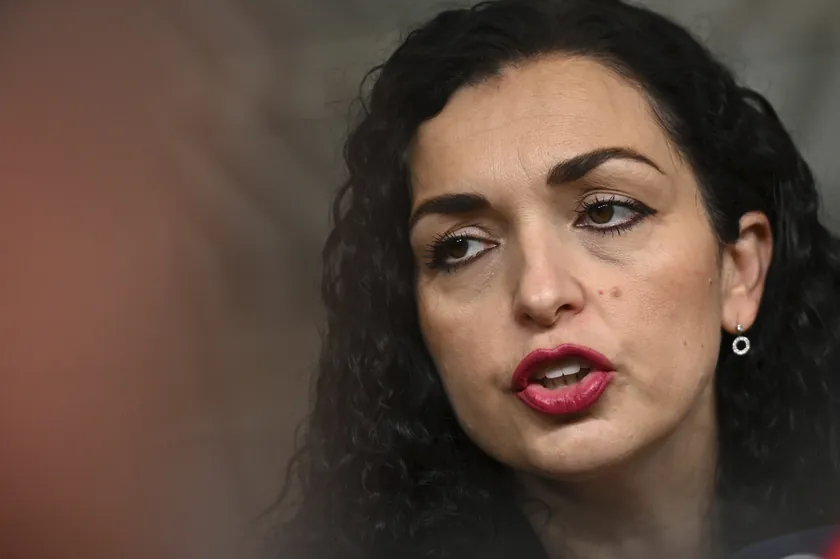 Vjosa Osmani, Tramp'tan Gazi için Barış Komitesine Davet Aldı