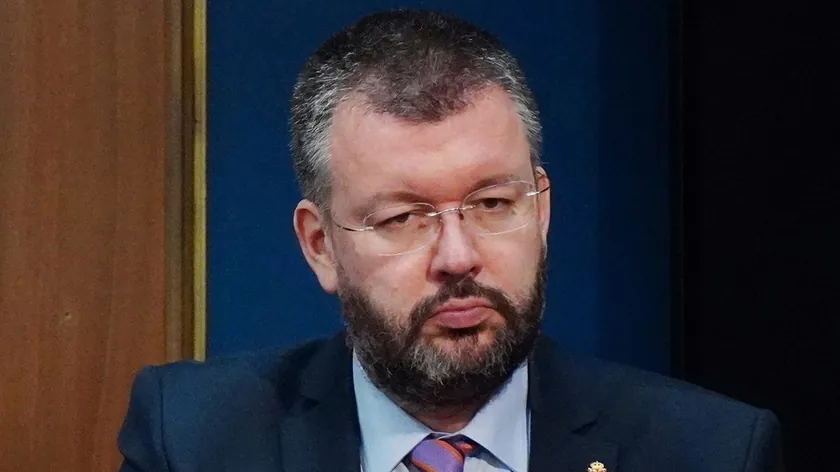 Sırp akademisyen Çedomir Antić, Albin Kurti'nin şovinist ve Kosovo'da yaşanan ' vahşi milliyetçilik'le mücadele edilmesi gerektiğini söyledi.
