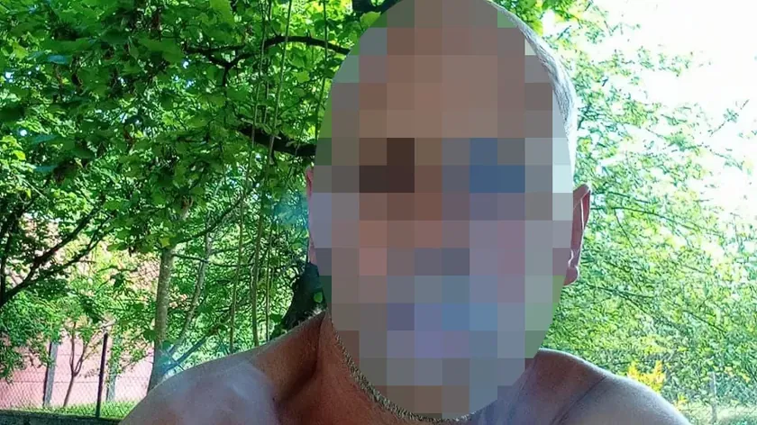 Sırp vatandaşı Bosna Hersek'li Sekula N.'nin bir kadına tecavüz ettiği iddia ediliyor.