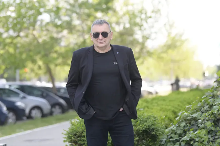 Sırp şarkıcısı Goran Dimitrijadis Dima'nın hayatı ve kariyeri hakkında konuştu.