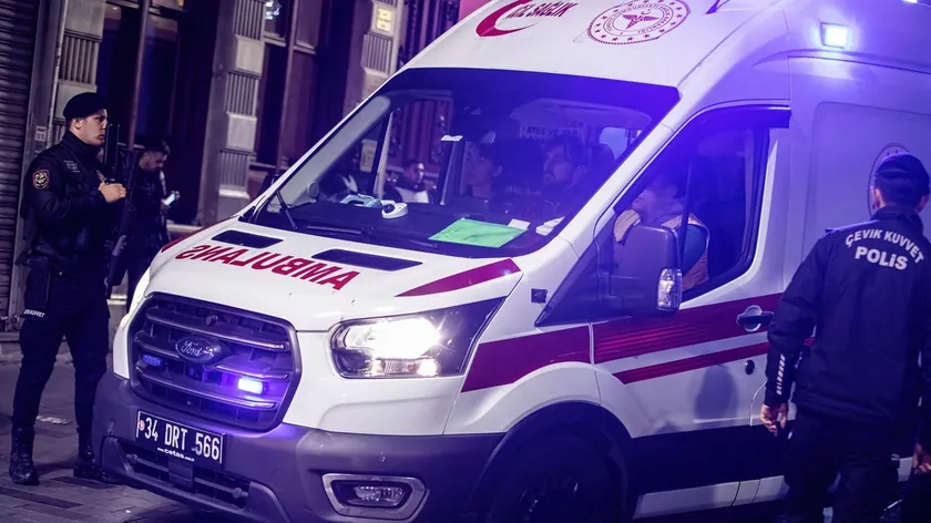 Trabzon'da polise stanicesine düşen dron hakkında bilgi verildi.