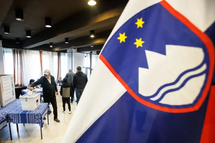 Slovenya'da Seçimlere Yabancı Müdahale İddiaları İsrailli Casusları Gündeme Getirdi
