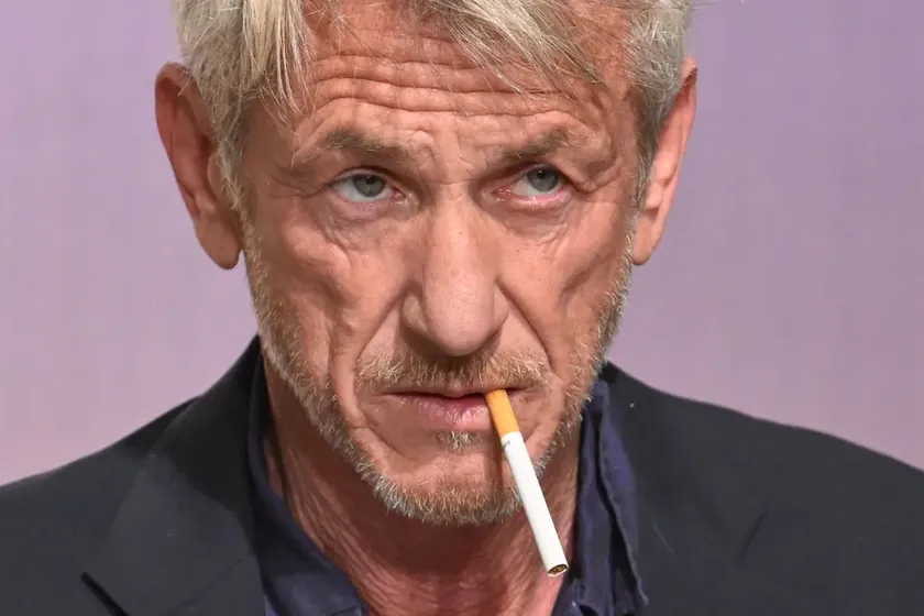 Hollywood Aktörü Sean Penn, ödül törenlerine katılmama kararı aldığını belirtti