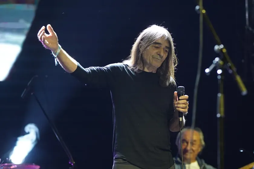 Sırbistan Bilim ve Sanat Akademisi, Hırvat müzisyen Dado Topić'in masterclass'ına ev sahipliği yapıyor.