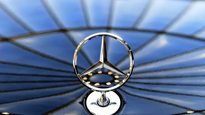 Mercedes-Benc, Almanya'da iki fabrikayı kapatabilir.