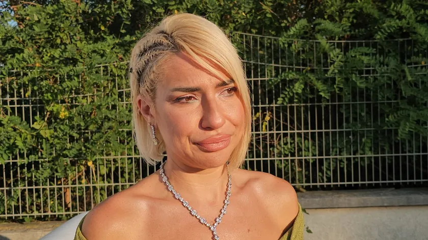Jovana Jeremić, şok ediciyonlarda özel hayatıyla ilgili yeni ifadelerle kamuoyunu yeniden sarsıyor.